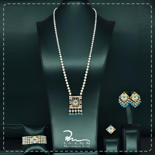 طقم لؤلؤ ملكي وفضة خالص للمناسبات