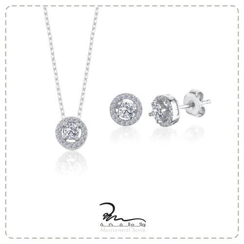 طقم فضة ناعم مميز للنساء