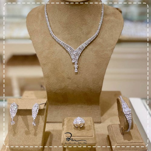 طقم فضة زركون تصميم الماس