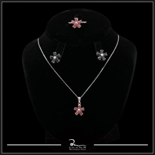 طقم بناتي فضة و الاحجار الكريمة