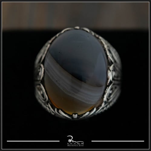 خاتم رجالي من الفضة والعقيق اليماني
