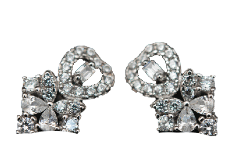 حلق من فضة تصميم الألماس