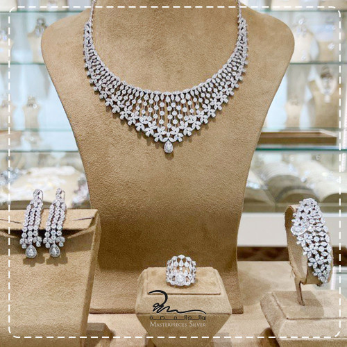 اطقم فضة مرصعة نسائية فخمة