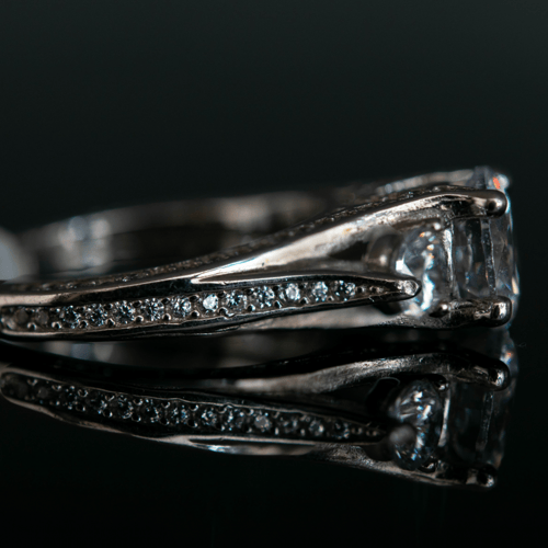 خاتم حريمي فضة خطوبة بثلاث احجار