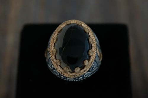 خاتم رجالي من الفضة والعقيق اليماني