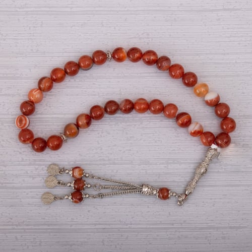 سبحة من احجار العقيق اليماني