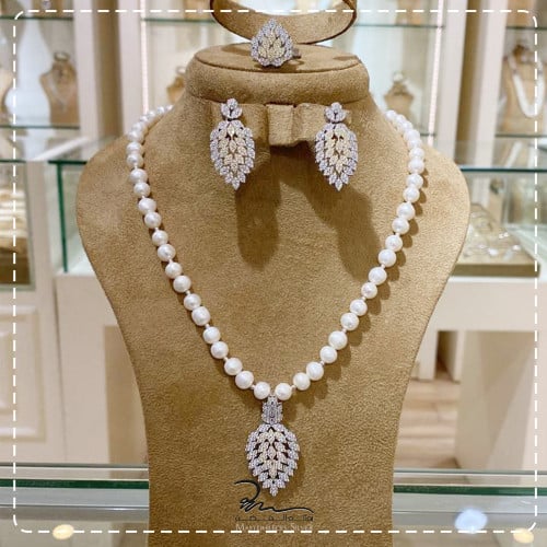 طقم لؤلؤ بالفضة الخالص عيار 925