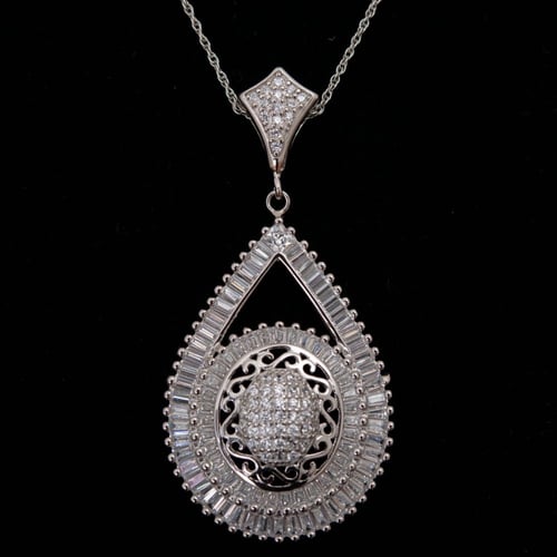 تعليقة فضة فخمة