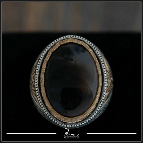 خاتم رجالي من الفضة والعقيق اليماني