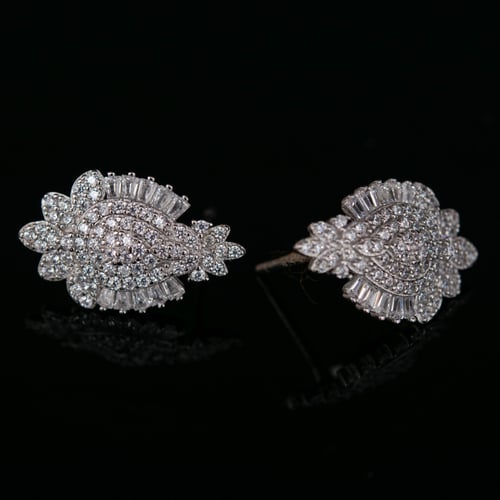 حلق فضة حريمي تصميم الألماس