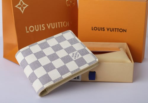 محفظة لويس فيتون ابيض رجالي