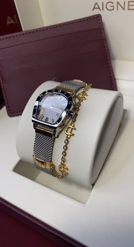 أقنر ساعه اسوره