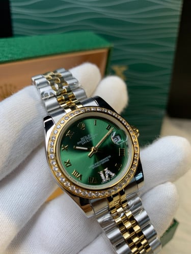 ساعه نسائيه