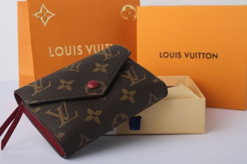 محفظة لويس فيتون نسائي بني