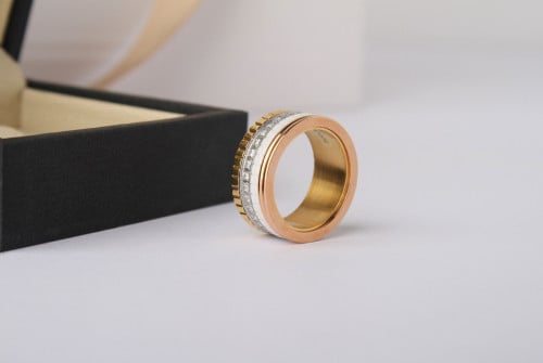 خاتم بوشرون أبيض