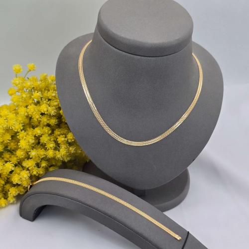 عقد + أسوارة