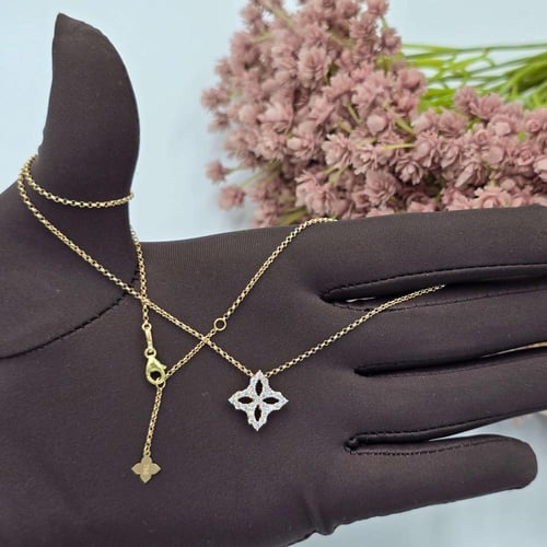عقد ايطالي