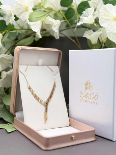 عقد إيطالي