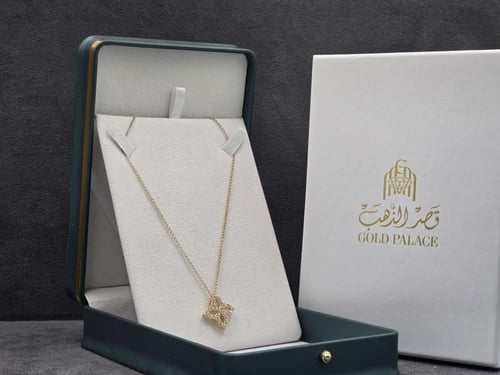 عقد ايطالي