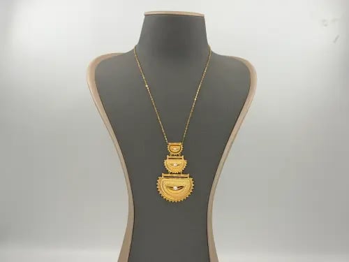 عقد شرقي