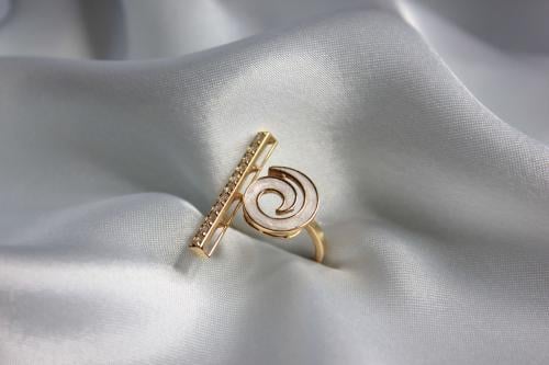 خاتم لوسين 18K-Natural Diamond