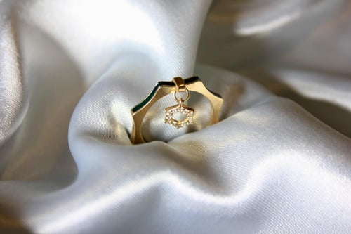 جاند المجموعة كاملة من حلق وخاتم 18K-Natural white...