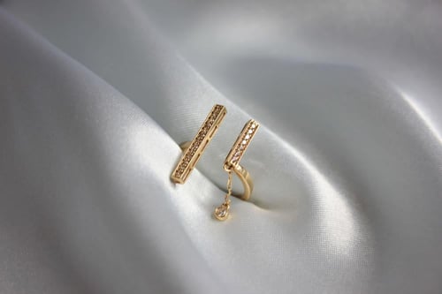 ڤولانا المجموعة كاملة من حلق وخاتم 18K-Natural Dia...