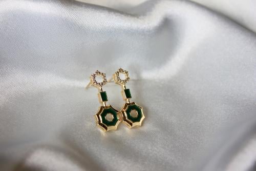 حلق چاند 18K-Natural Diamond