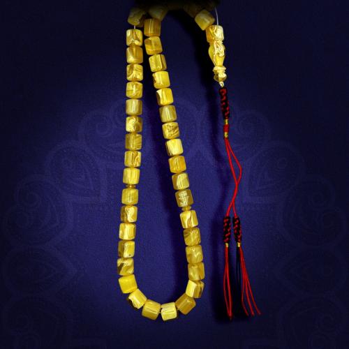 سبحة مستكة برائحة عطرية مع شرابة قماش فاخرة