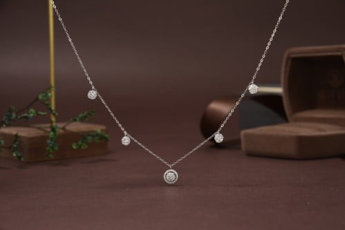 شوكر فضة دائري مفرغ فصوص زركون