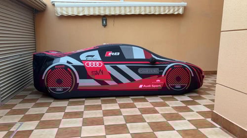 سيارة داخلي فني