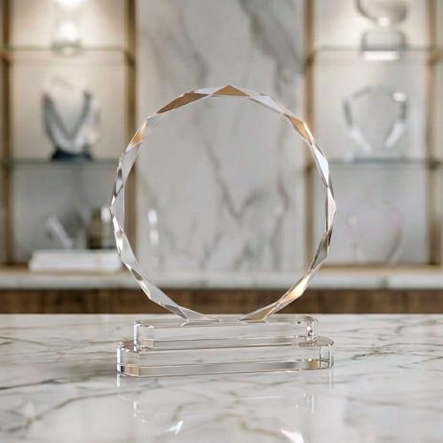 درع كريستال مدور مقرش