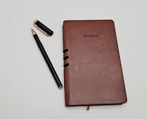 نوت بوك مقاس A6 مع قلم