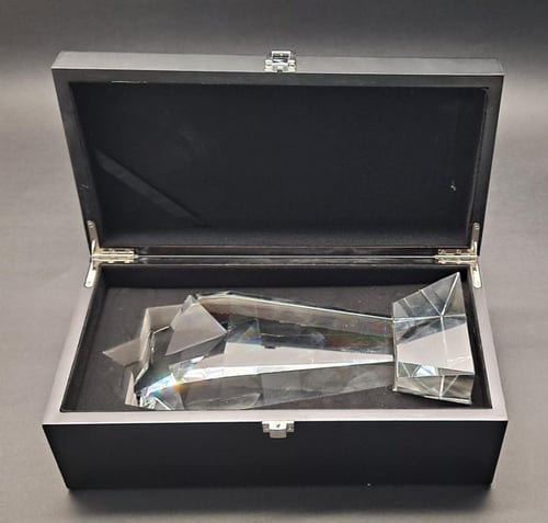 درع تروفي نجمة كريستال k9