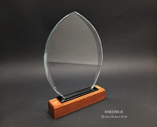 درع زجاج صنوبرة قاعدة خشبية