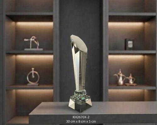 درع تروفي كريستال برأس مشطوف