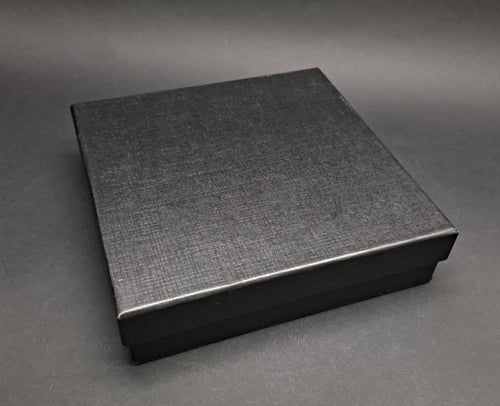 بلوك كريستال قاعدة اسود