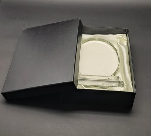 درع كريستال بيضوي