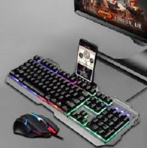 Data Zone mechanic: AK-800 keyboard
