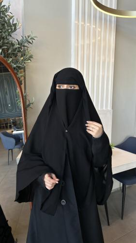 نقاب مع خمار قصير