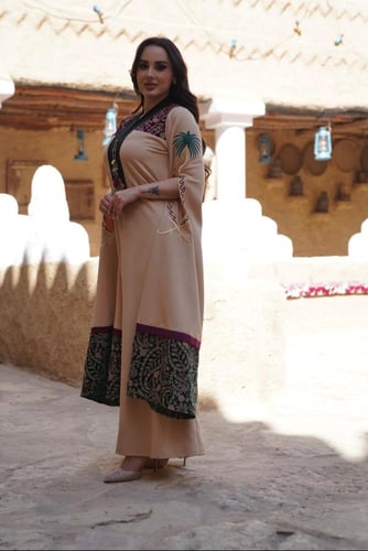 فستان تاسيس