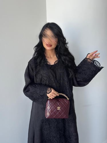 عباية قماش جازار مبطن بلاك بيري