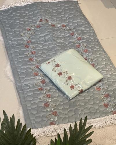 طقم صلاة شرشف موديل مود