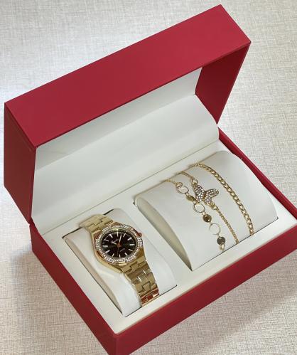 طقم نسائي ساعة 3 أساور ماركة ستاجوي