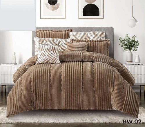 مفرش نفرين المونيد شتوي بتصميم فخم وحصري