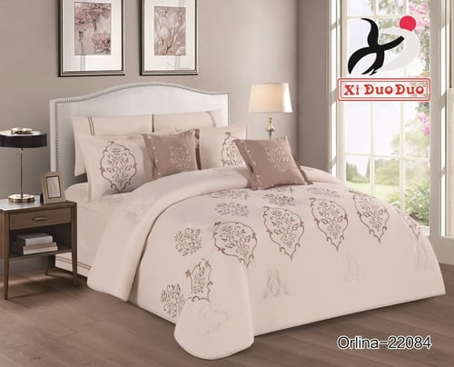 طقم لحاف نفرين ذو طابع تطريز لأظافة الجمال والاناق...