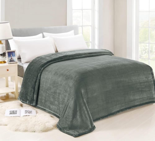 بطانية بوتيك نفرين 3 كيلو بنمط وجهين المخمل والفرو