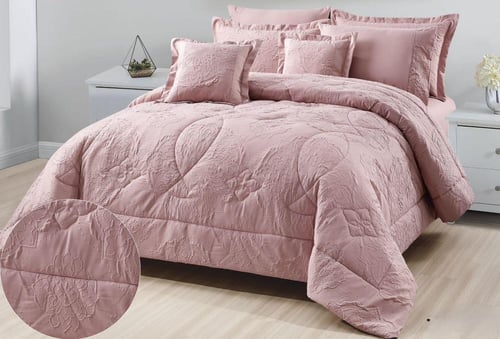 مفرش سرير سنوزي نفرين بتصميم منقوش فخم ملكي ليمنحك...