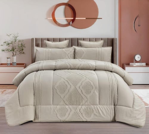 مفرش نفرين ملكي ذو طابع النقش ليوفر لك الراحة