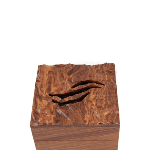 مبخرة خشبية بتصميم تراثي